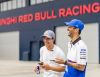 Daniel Ricciardo e Marc Márquez si sfidano sulle barche di Alinghi Red Bull Racing in vista della settimana spagnola di F1