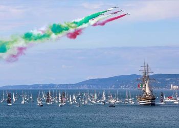 Barcolana Special Edition: il grande abbraccio di Trieste e della Barcolana  a Nave Vespucci