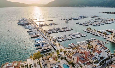 Porto Montenegro Yacht Club Pool premiato dal The Worlds Finest Clubs