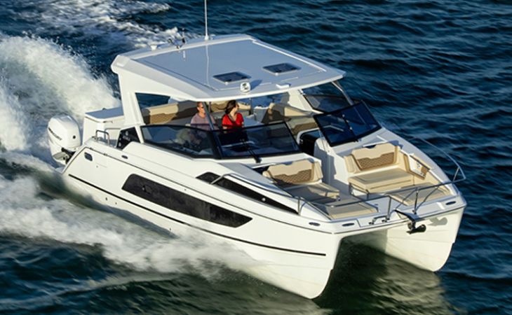 catamarano yacht 36